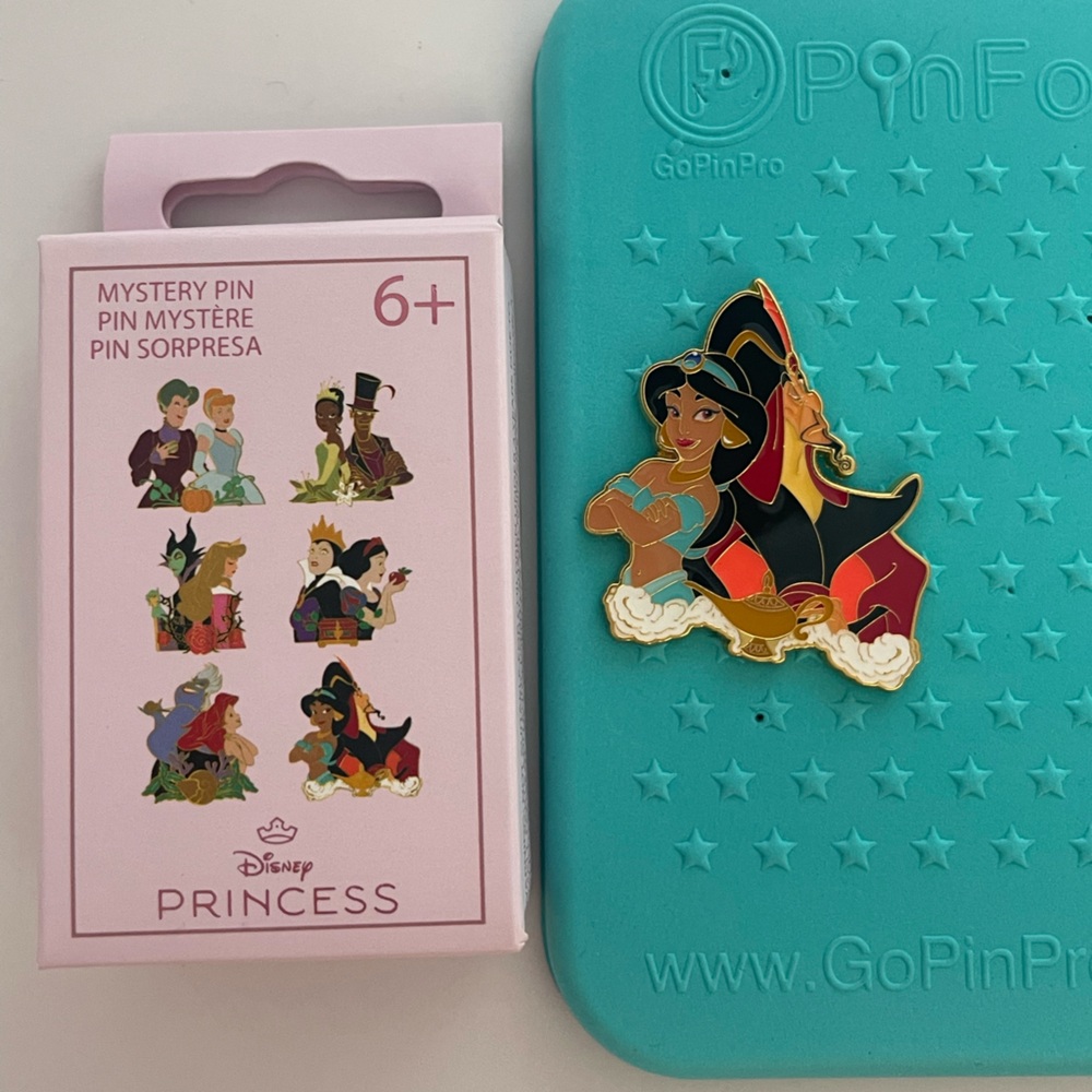 Loungefly Disney Princess Jasmine & Jafar Mystery Pin